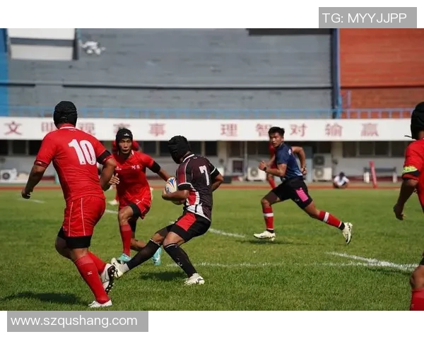 足球明星卡罗的传奇之路与不屈精神展现了体育的无限魅力与激情